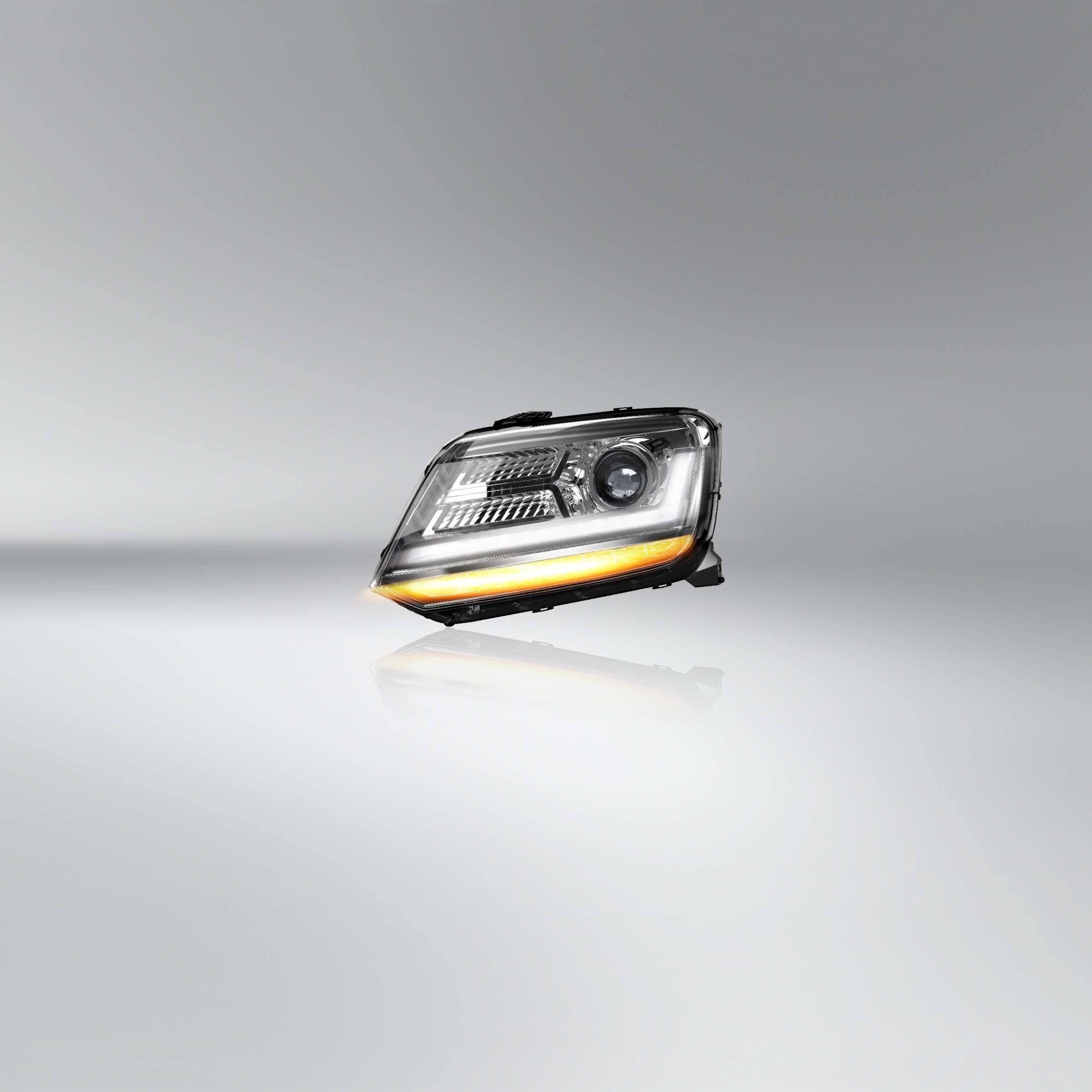 OSRAM LEDriving® XENARC® Scheinwerfer für VW Amarok als Halogenersatz – Bild 3